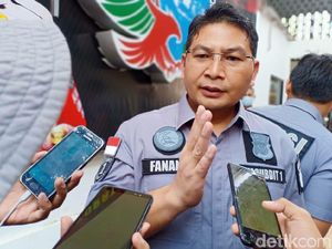 Pengedar Jaringan Batam-Lampung-Jakarta Dibayar Rp 300 Juta Sekali Antar Sabu Pengedar Jaringan Batam-Lampung-Jakarta Dibayar Rp 300 Juta Sekali Antar Sabu