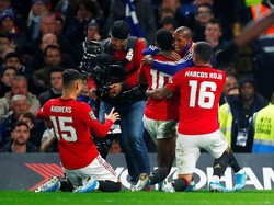 Rashford merayakan golnya. REUTERS/Eddie Keogh.