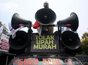 Buruh Minta UMP Naik 15%, Pengusaha: 8,51% Saja Sudah Berat Buruh Minta UMP Naik 15%, Pengusaha: 8,51% Saja Sudah Berat