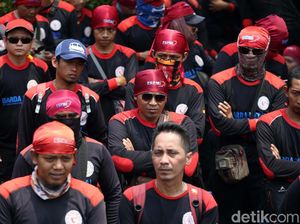Upah Buruh di Cilegon Naik Jadi Rp 4,2 Juta di 2020 Upah Buruh di Cilegon Naik Jadi Rp 4,2 Juta di 2020