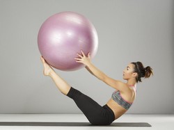 7 Manfaat Senam Pilates dan Gerakan Dasar yang Harus Dikuasai