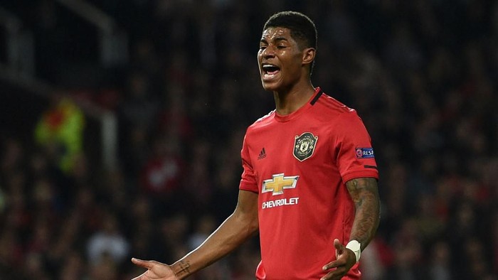Manchester Uniteds English striker Marcus Rashford gestures during the UEFA Europa League Group L football match between Manchester United and Astana at Old Trafford in Manchester, north west England, on September 19, 2019. (Photo by Oli SCARFF / AFP)