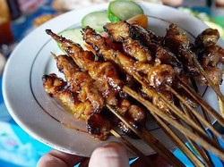 Sate Bebek Gurih Juicy Bisa Dinikmati di 5 Warung Ini