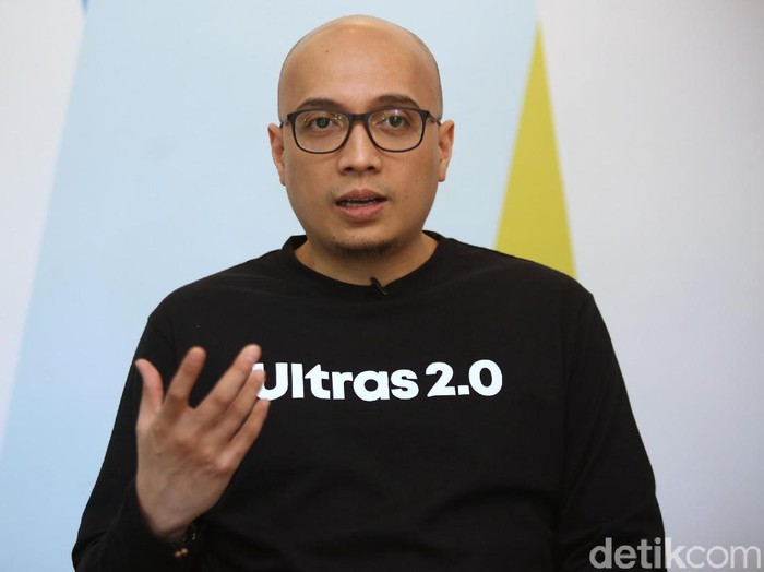 Caketum PSSI, Arif Putra Wicaksono, dulu adalah pecinta olahraga basket. Dia tertarik dengan sepakbola karena yakin bisa bikin pasar sepakbola Indonesia besar.