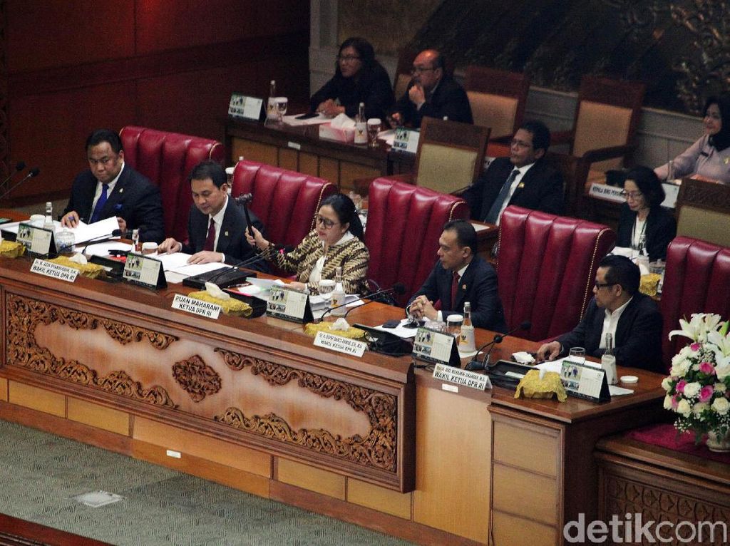 Ini 50 RUU Prolegnas Prioritas 2020, Termasuk RUU Perlindungan Ulama Ini 50 RUU Prolegnas Prioritas 2020, Termasuk RUU Perlindungan Ulama