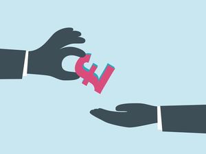 5 Keajaiban Sedekah yang Bisa Membuat Hidup Bahagia 5 Keajaiban Sedekah yang Bisa Membuat Hidup Bahagia