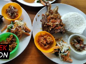 Nyam! Lembutnya Olahan Daging Bebek Khas Bali Nyam! Lembutnya Olahan Daging Bebek Khas Bali