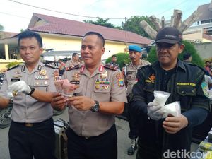 Polisi Gerebek Kampung Narkoba di Palu, Duit Rp 382 Juta Disita