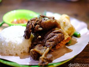 Sejarah Nasi Tempong Indra, Warung Legendaris Khas Banyuwangi di Bali Sejarah Nasi Tempong Indra, Warung Legendaris Khas Banyuwangi di Bali