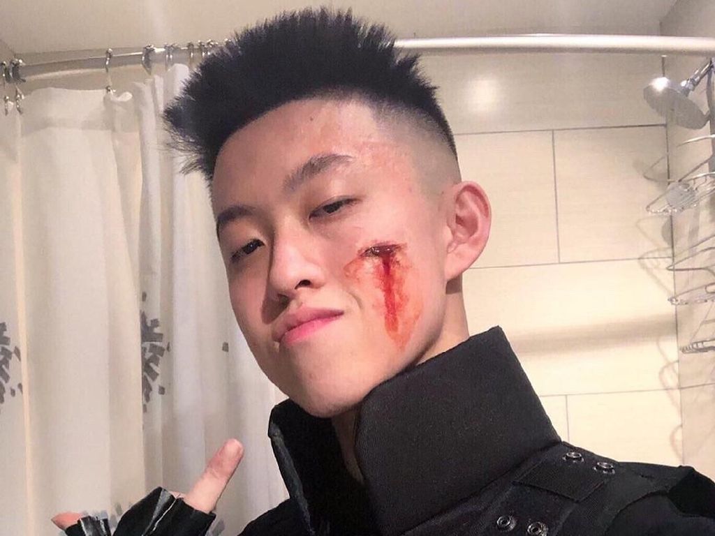 Bergaya The Raid, Rich Brian Jadi Brian Uwais Bergaya The Raid, Rich Brian Jadi Brian Uwais