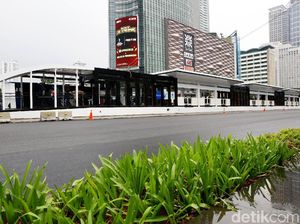 Foto Halte Transjakarta di Kawasan Bundaran HI Sebelum Dirusak Massa Foto Halte Transjakarta di Kawasan Bundaran HI Sebelum Dirusak Massa