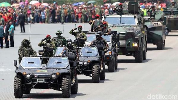 Bangga! Deretan Penampakan Alutsista Buatan RI