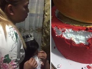 Terjatuh Hingga Terbuat dari Gabus, Ini 5 Kegagalan Kue Pengantin Terjatuh Hingga Terbuat dari Gabus, Ini 5 Kegagalan Kue Pengantin