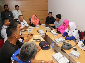 Buruh Tuntut UMP Naik 15%, Kemnaker: 8,51% Sudah Terbaik