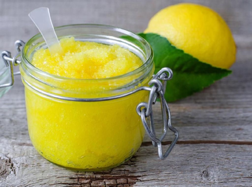Mau Kulit Bersih dan Mulus? Gunakan Scrub Alami dari 5 Bahan Dapur Ini Mau Kulit Bersih dan Mulus? Gunakan Scrub Alami dari 5 Bahan Dapur Ini