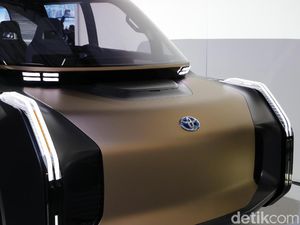 Aneka Mobil Toyota, dari Ambulans sampai Innova Masa Depan Aneka Mobil Toyota, dari Ambulans sampai Innova Masa Depan