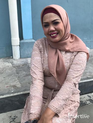 Elly Sugigi