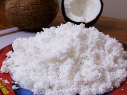 Adu Ketangkasan! Lomba Parut Kelapa Tercepat Ini Jadi Hiburan di Thailand