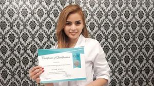 Buka Klinik Kecantikan, Verny Hasan Berhenti Nge-DJ?