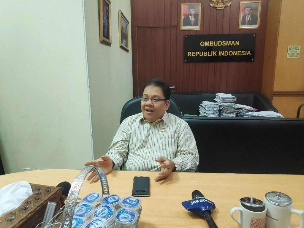 Ombudsman Soroti Politikus PSI yang Kritik Anggaran Lem Aibon Rp 82 M Ombudsman Soroti Politikus PSI yang Kritik Anggaran Lem Aibon Rp 82 M