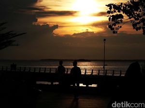 Menyaksikan Indahnya Matahari Terbenam di Utara Kalimantan Menyaksikan Indahnya Matahari Terbenam di Utara Kalimantan