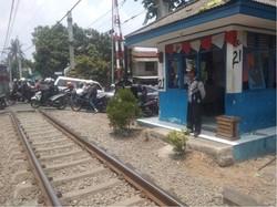 PT Railink Imbau Masyarakat Disiplin Saat di Pintu Perlintasan KA