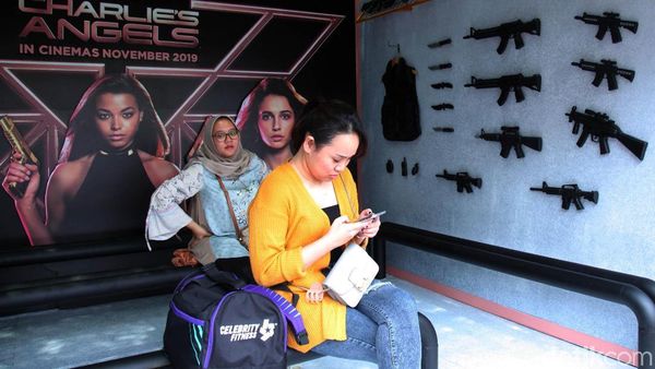 Keren! Ada Halte ala Charlies Angels Lho di FX