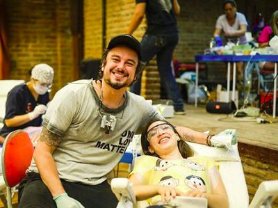 Foto: Gaya Liburan si Dokter Gigi Tampan