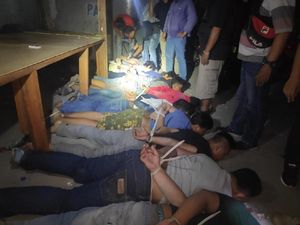 11 Preman yang Kerap Palak Pedagang Ditangkap Polisi di Jakbar 11 Preman yang Kerap Palak Pedagang Ditangkap Polisi di Jakbar