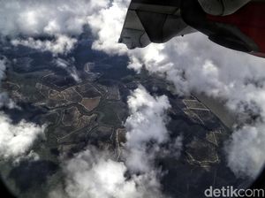 Menjelajah Perbatasan Indonesia Melalui Jalur Udara