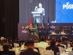 FIFA Akan Temui Presiden Jokowi di Bangkok soal Piala Dunia U-20