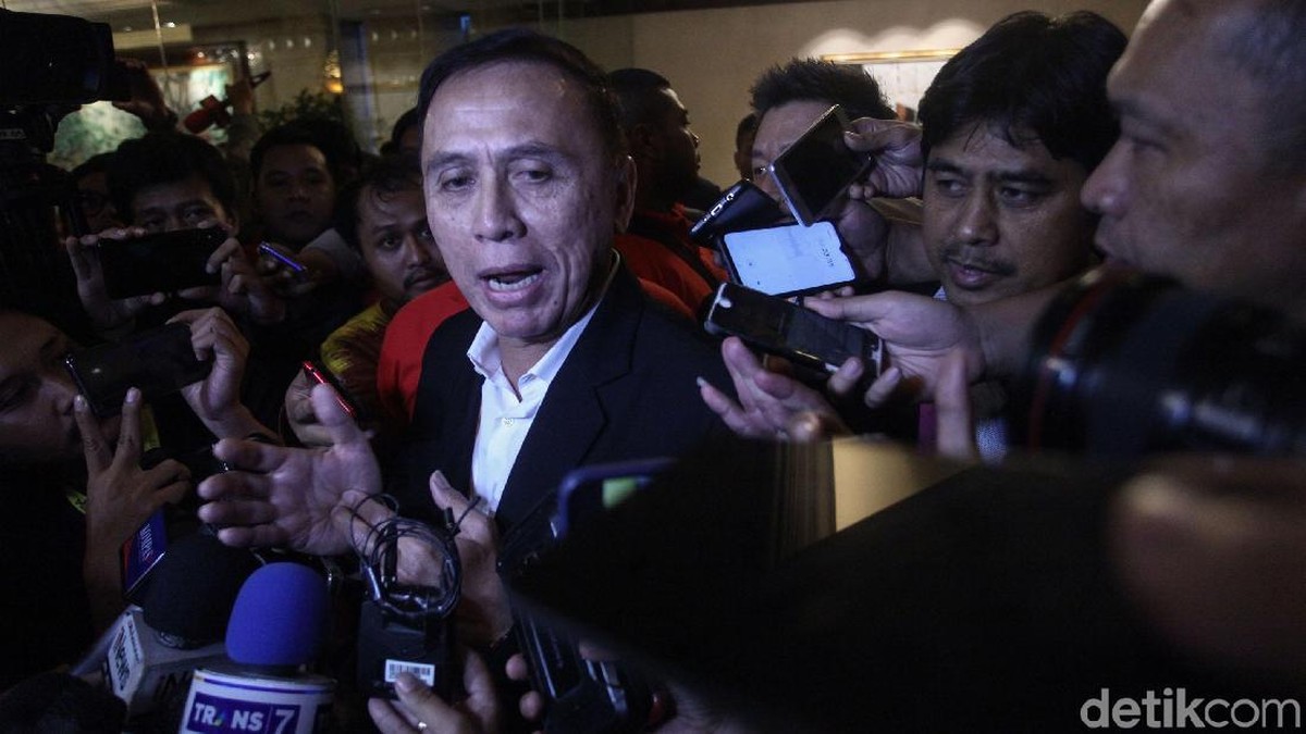 ketum PSSI Iwan Bule diminta tak ceroboh pilih pengurus. (Rifkianto Nugroho/detikSport)