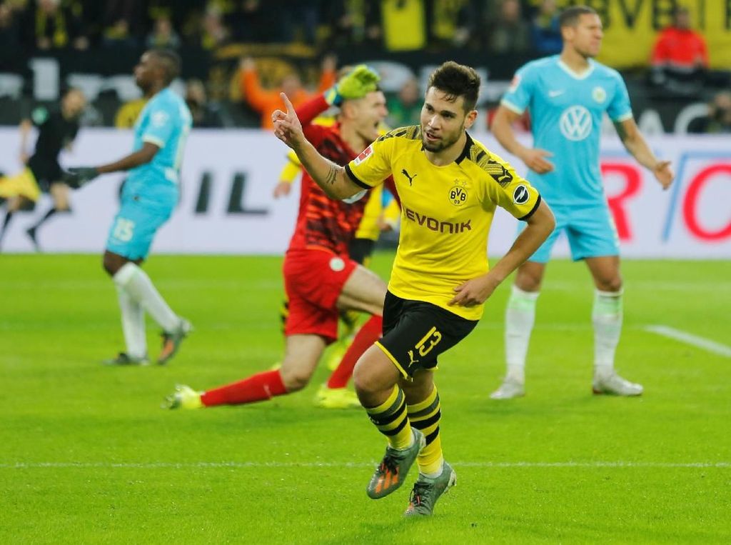 Hasil Liga Jerman: Dortmund Kandaskan Wolfsburg 3-0 Hasil Liga Jerman: Dortmund Kandaskan Wolfsburg 3-0