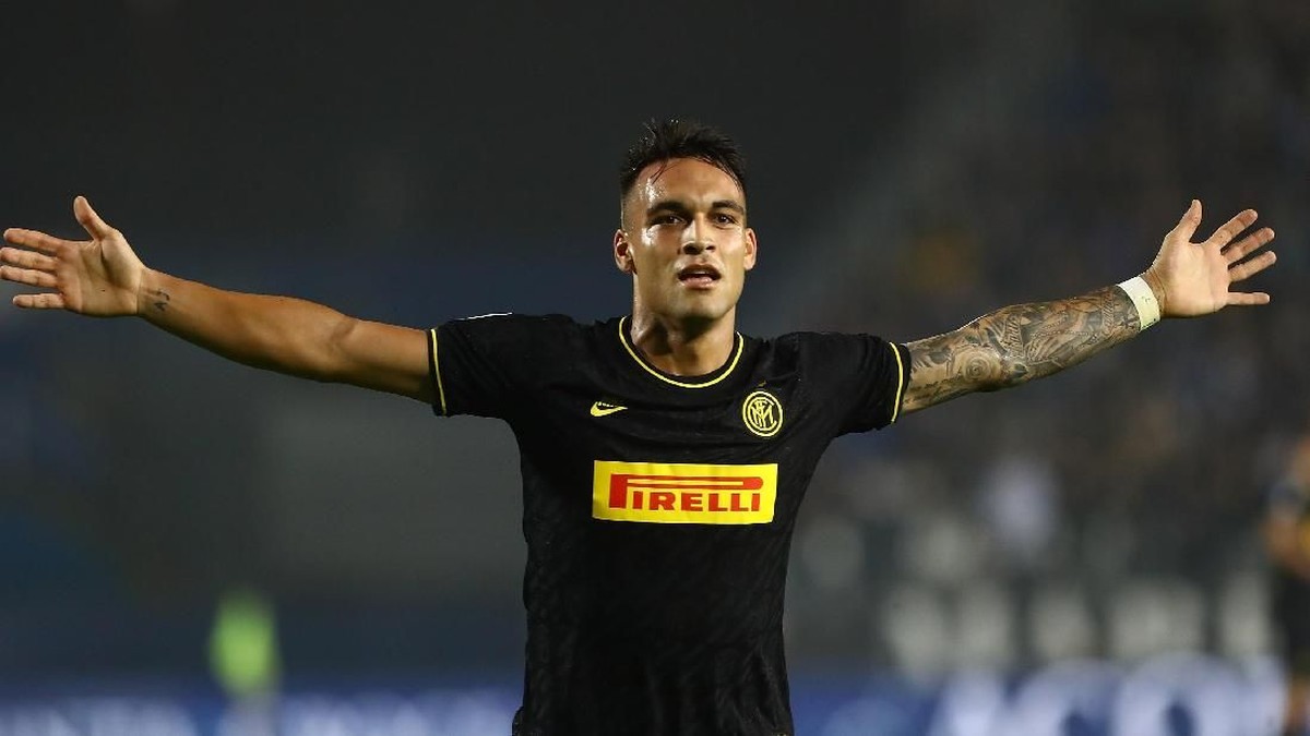 Inter Milan berniat memperpanjang kontrak Lautaro Martinez (Foto: Marco Luzzani / Getty Images)