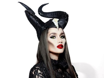 Adu Gaya 5 Artis Indonesia Dandan Jadi Maleficent, Siapa Paling Mirip?
