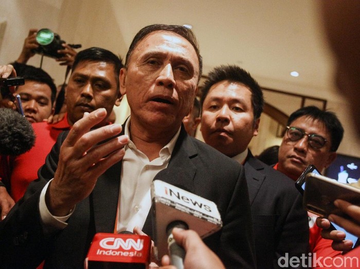 Mochamad Iriawan alias Iwan Bule terpilih sebagai Ketua Umum PSSI periode 2019-2023. Dia menang mutlak dalam Kongres PSSI hari ini.