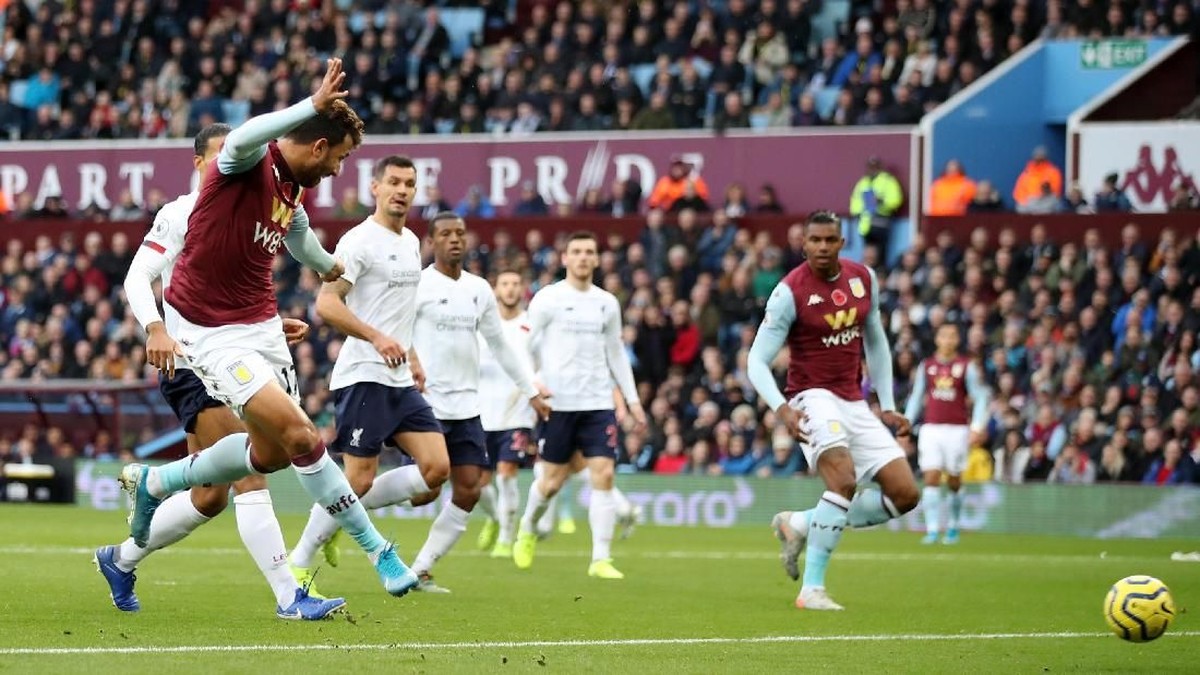 Liverpool tertinggal 0-1 dari Aston Villa di babak pertama. (Foto: Marc Atkins/Getty Images)