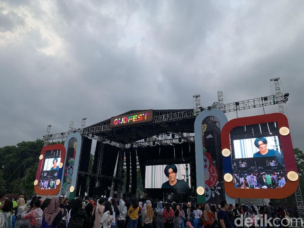 Kuy! Malam Minggu Bareng iKon di GudFest 2019 Kuy! Malam Minggu Bareng iKon di GudFest 2019