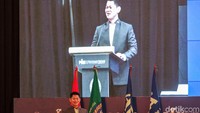 Ketum Komite Olimpiade Indonesia (KOI) Raja Sapta Oktohari turut menyampaikan sambutannya.
