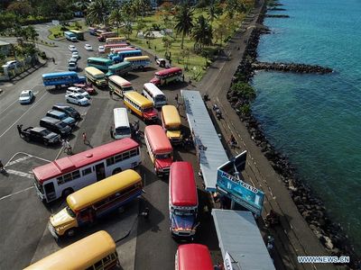 Kreatif Cari Rezeki! Truk Bekas di Samoa Dimodif Jadi Bus