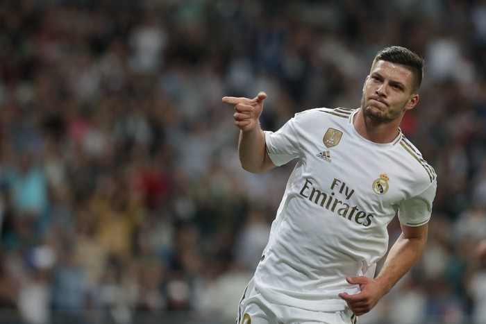 MADRID, SPAIN - SEPTEMBER 25: Luka Jovic of Real Madrid CF celebrates scoring their second goal during the Liga match between Real Madrid CF and CA Osasuna at Estadio Santiago Bernabeu on September 25, 2019 in Madrid, Spain. (Photo by Gonzalo Arroyo Moreno/Getty Images)
