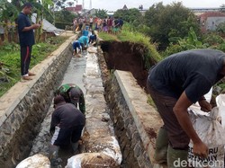 Jakarta Siaga Air Bersih untuk Warga Terdampak Banjir