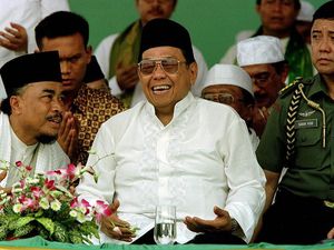 Humor 3 Polisi Jujur: Dulu Bikin Warga Masuk Polres, Kini Dipakai Kapolri Humor 3 Polisi Jujur: Dulu Bikin Warga Masuk Polres, Kini Dipakai Kapolri