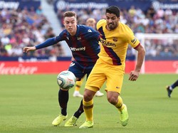 Tim tamu langsung mendominasi permainan sejak laga dimulai. Alex Caparros/Getty Images