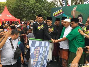 Menteri Abdul Halim Ajak Santri Jember Berperan Aktif Majukan Desa