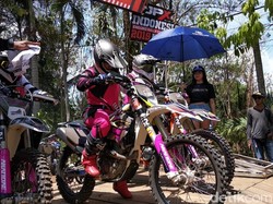 Serunya Balap Motor Garuk Tanah Berbasis GPS Pertama di Indonesia