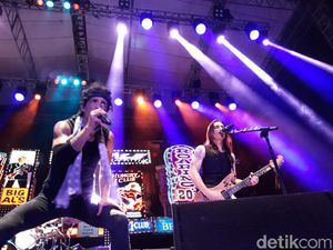 Tampil Energik, Extreme Sukses Bius Penonton JogjaROCKarta #3