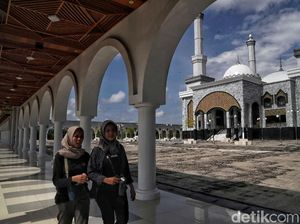 Seni dalam Islam, Aslinya Boleh Nggak Sih Nyanyi dan Bikin Patung?