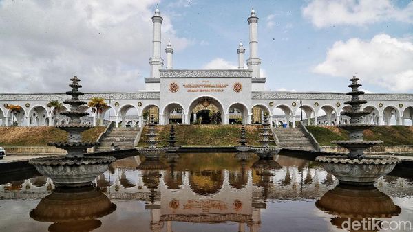 Megahnya Islamic Center Nunukan