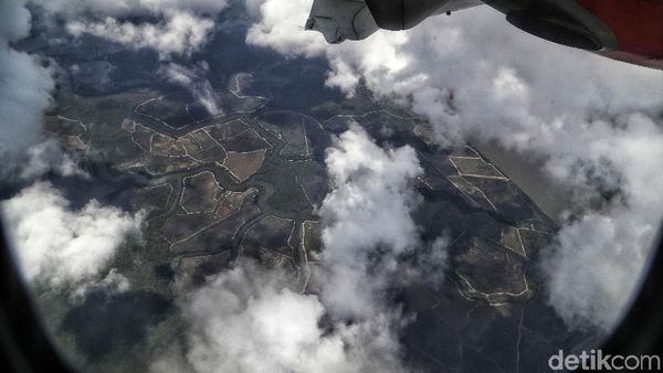 Menyambangi Pulau Nunukan Lewat Udara